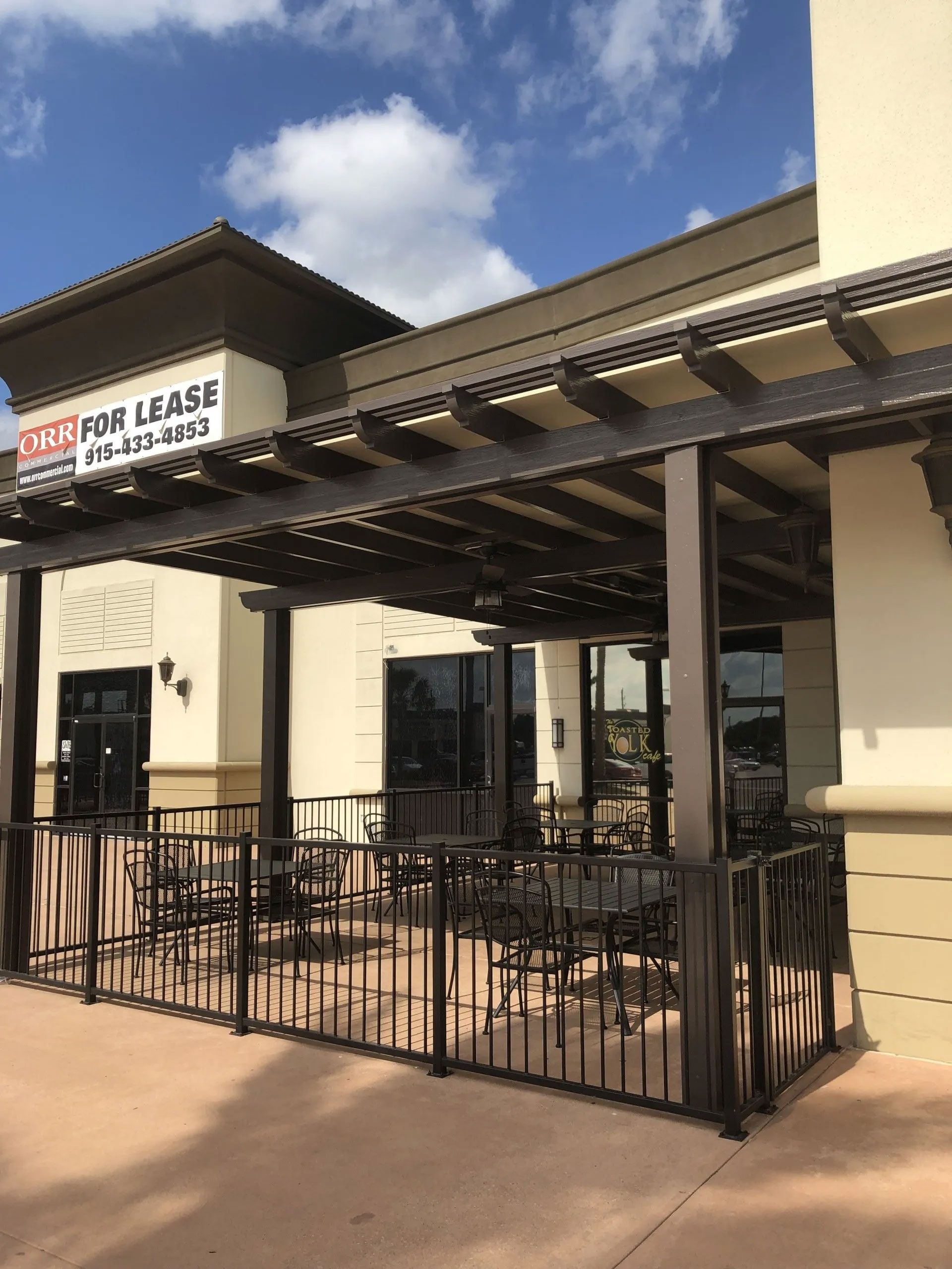 Restaurant Patios — Kool Covers project photo 2